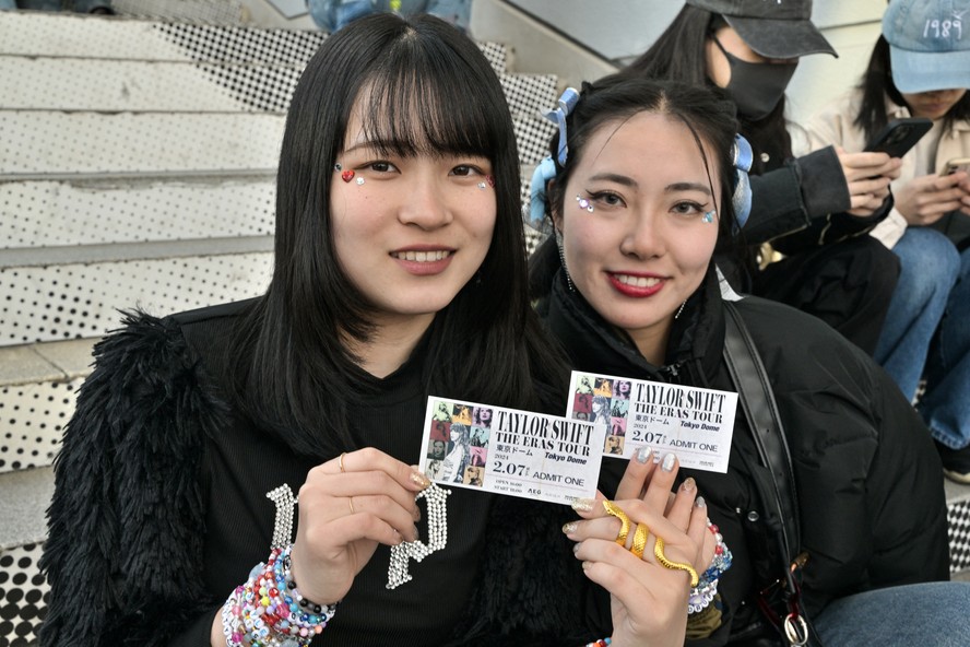 Taylor Swift mania' invade Japão e cantora fará bate-volta Tóquio