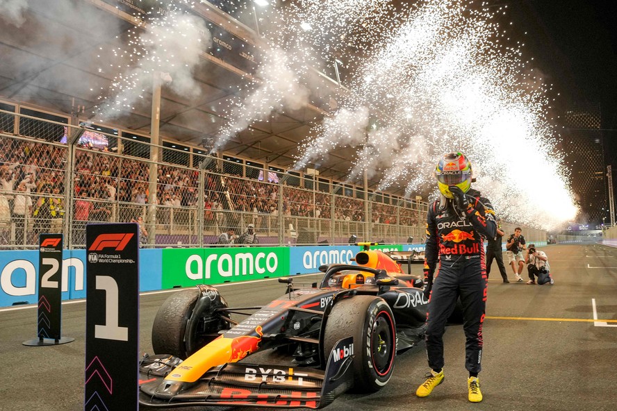 Fórmula 1 terá recorde de GPs na próxima temporada, com volta de corridas aos sábados