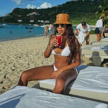 Lipo LAD: Ludmilla se submeteu à técnica — Foto: Reprodução Instagram