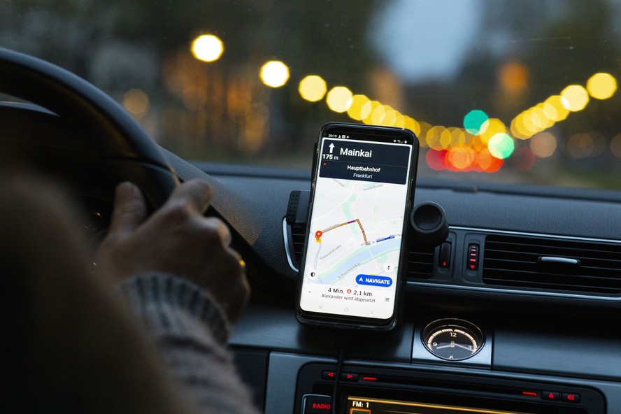 Regulamenta&ccedil;&atilde;o da Reforma Tribut&aacute;ria pode passar a taxar motoristas de  aplicativos, hoje isentos