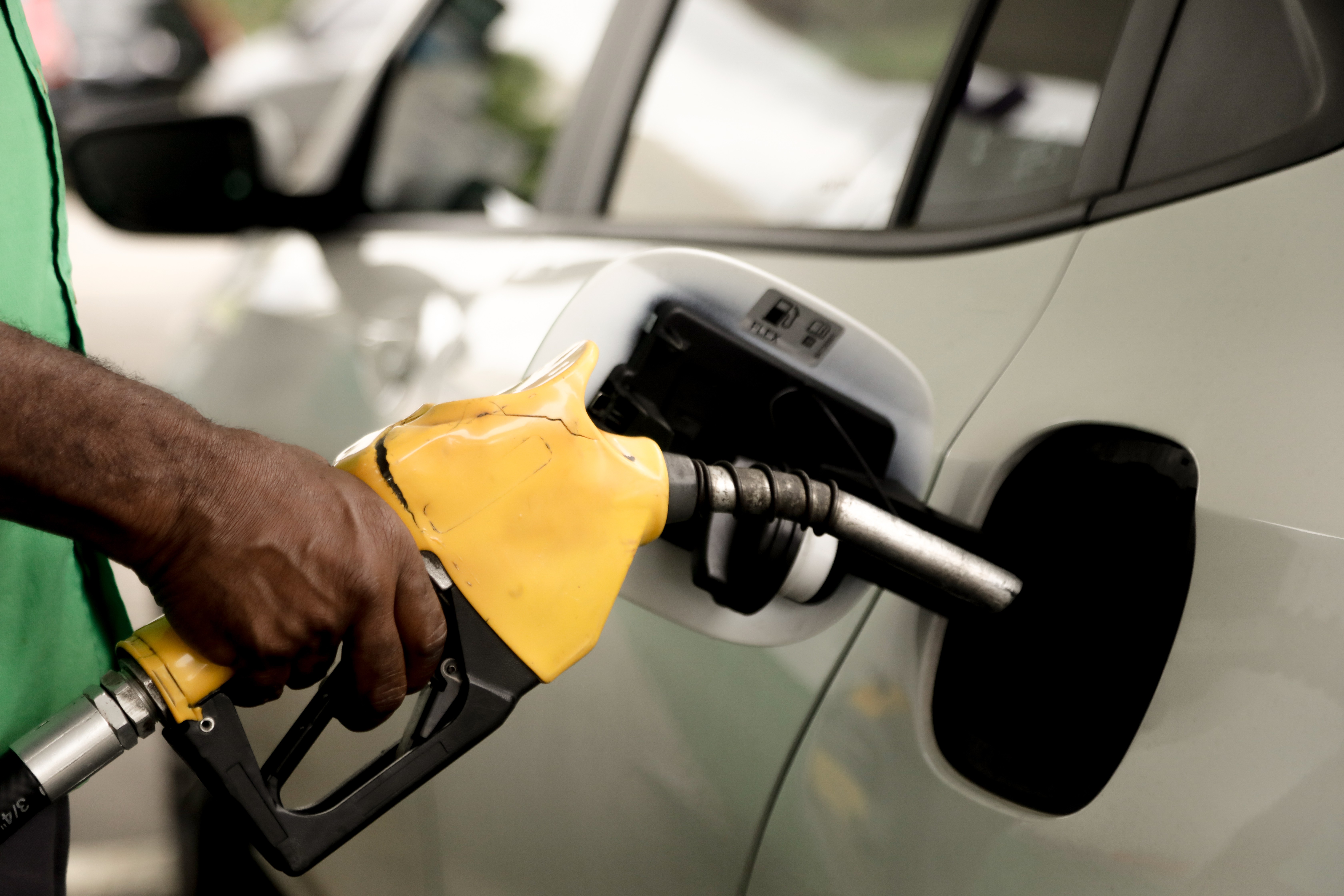 Líder do PT aciona PF para apurar desabastecimento de diesel e gasolina em SC