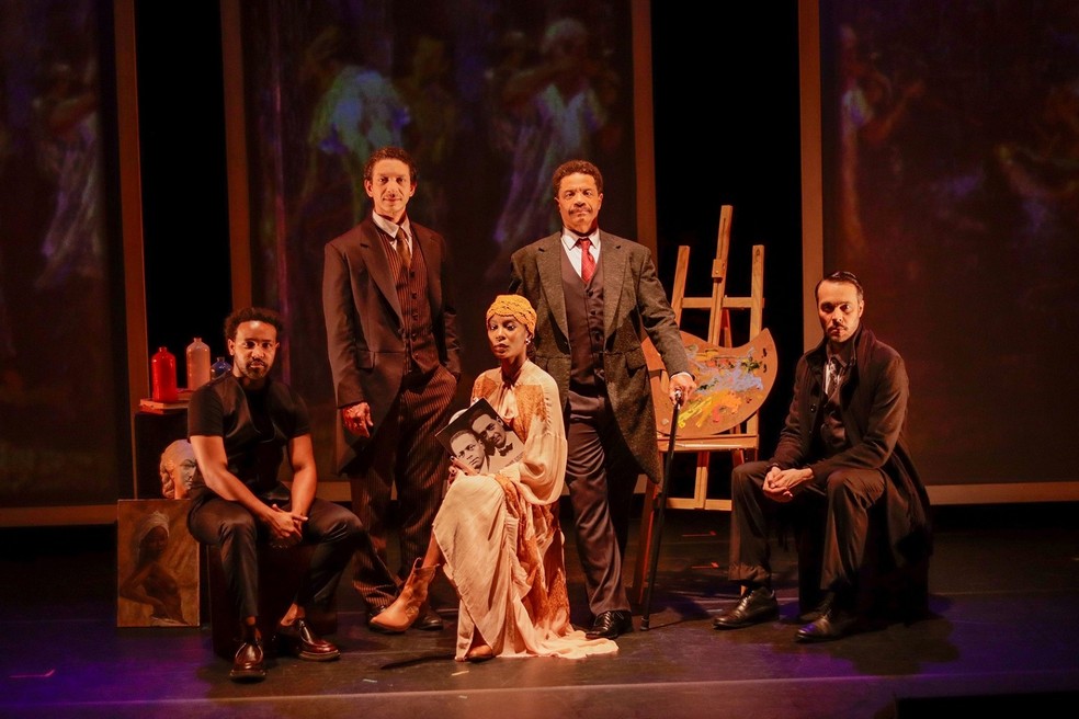 Elenco da peça "Os irmãos Timótheo da Costa", que estreia no CCBB — Foto: Divulgação/Kessis Sena