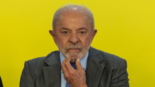 Datafolha: Avaliação negativa do governo Lula permanece em 38%, contra 32% que o classificam positivamente Datafolha: Avaliação negativa do governo Lula permanece em 38%, contra 32% que o classificam positivamente