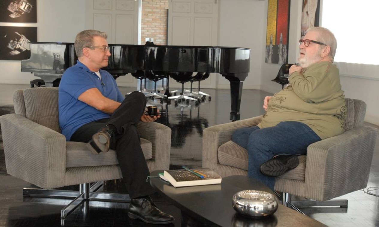Em 2011, Jô conversou com o jornalista Edney Silvestre para o "Espaço aberto Literatura", na GloboNews  — Foto: José Paulo Cardeal / Agência O Globo
