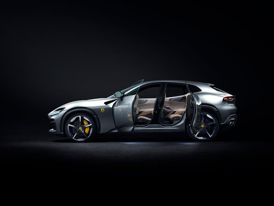 Ferrari revela seu novo modelo: Purosangue de R$ 2 milhões terá
