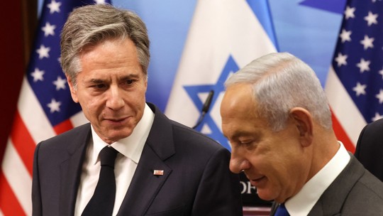 Em encontro com Blinken, Netanyahu diz que não autoriza troca de reféns com o Hamas se acordo falar em cessar-fogo definitivo