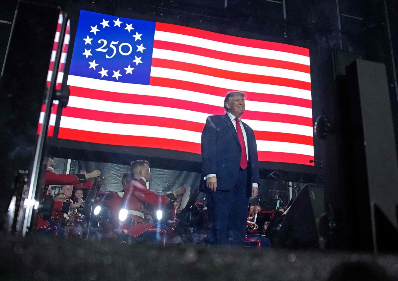 Democracia Americana em Risco, Alerta Autor de 'Como as Democracias Morrem'