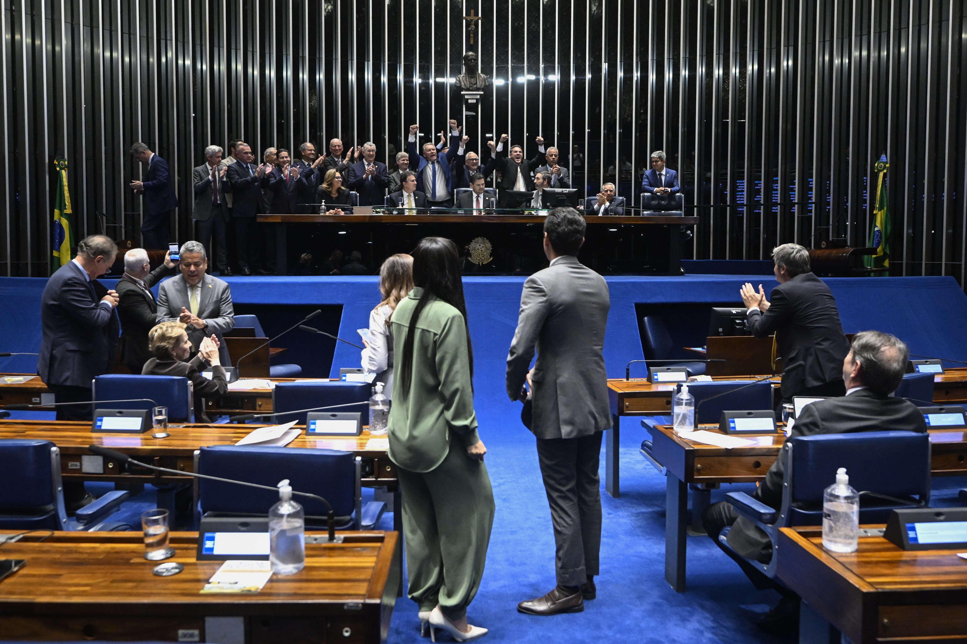 ‘Pauta-bomba’: Planalto espera que Motta contenha avanço na 