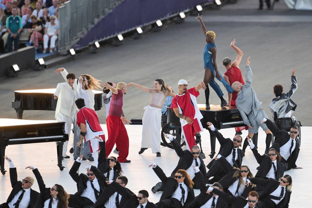“Gangue criativa” e a “sociedade rígida”: mensagem de inclusão — Foto: Bertrand GUAY / AFP