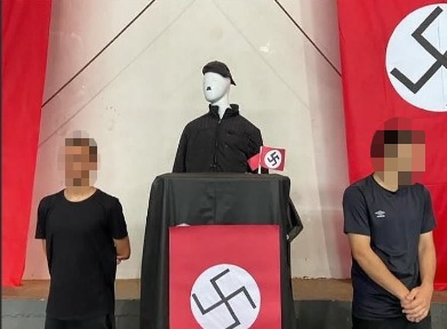 Alunos de colégio estadual no Paraná em trabalho escolar acusado de apologia ao nazismo