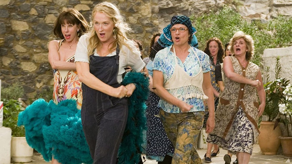Meryl Strepp em cena no filme'Mamma Mia!' — Foto: Reprodução