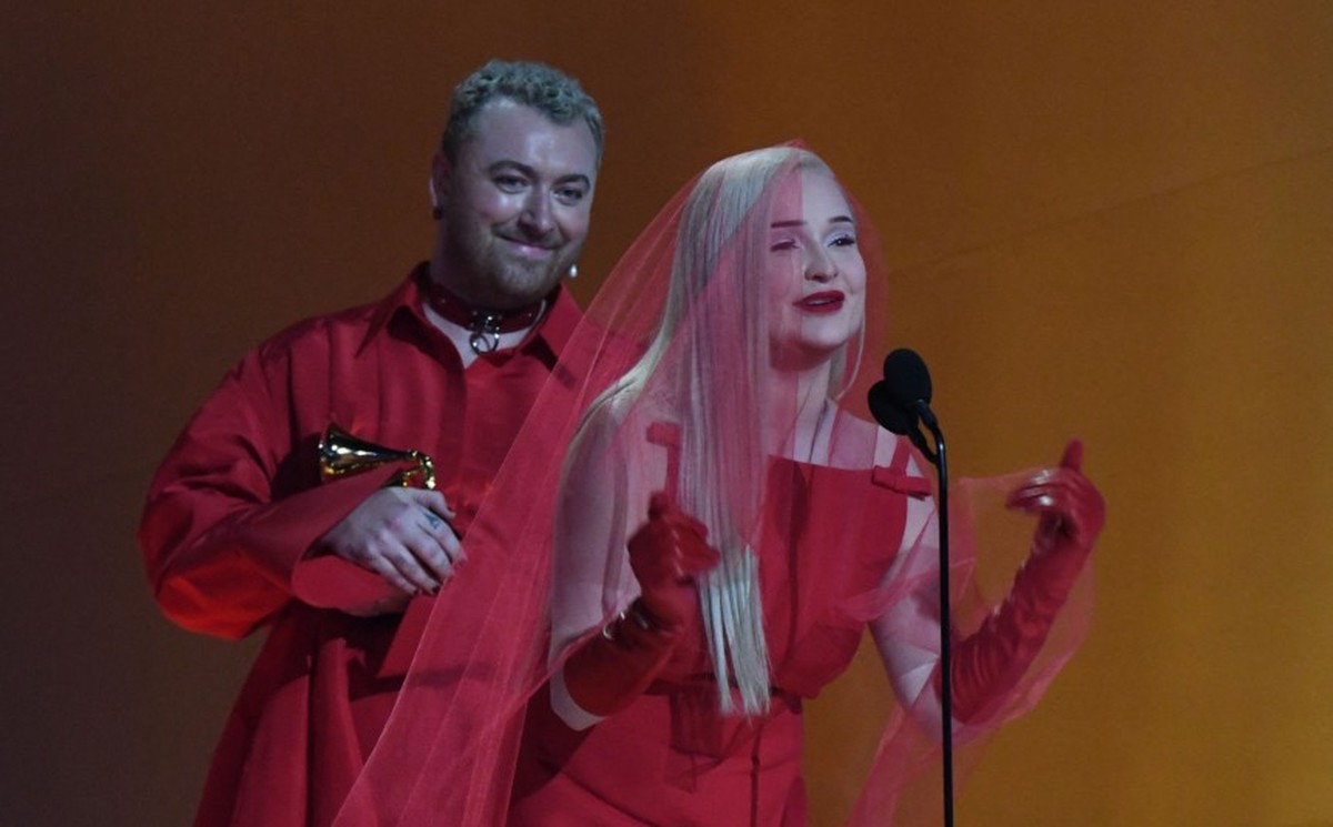 Quem é Kim Petras, primeira mulher trans a ganhar um Grammy de melhor ...