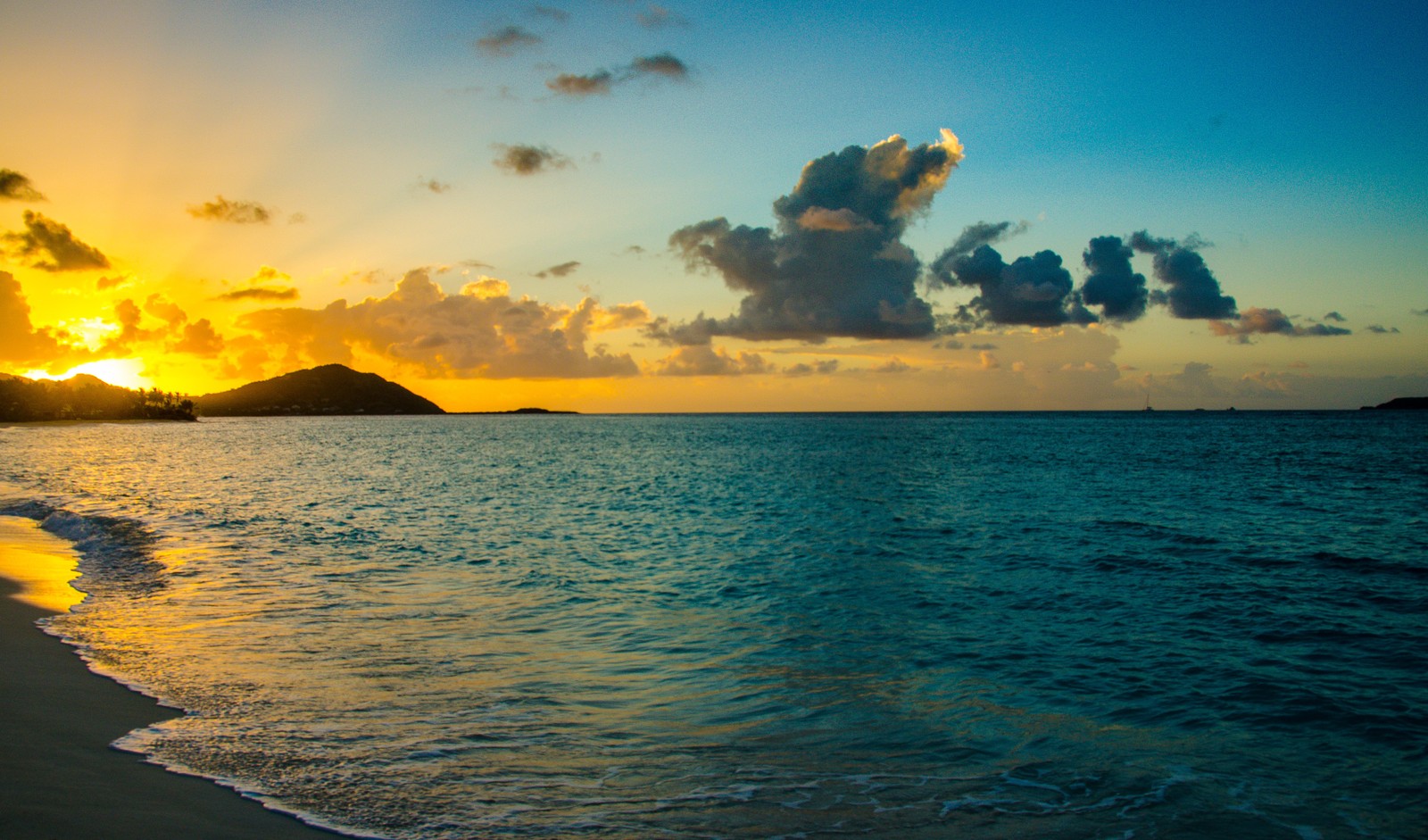 A Ilha de Canouan, parte do Arquipélago das Granadinas, no Caribe — Foto: Divulgação