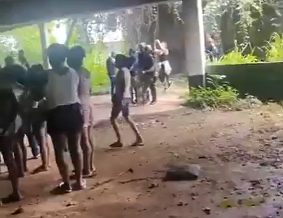 Antigo chão de supermercado da Tijuca é invadido por moradores – Foto: Reprodução