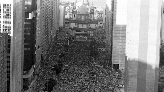 Uma das maiores manifestações da história do Rio, há 40 anos; veja fotos
