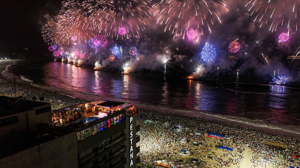 Pestana. Hotel na altura do Posto 4, em Copacabana, tem duas opções de ingressos para a festa de virada de ano — Foto: Divulgação