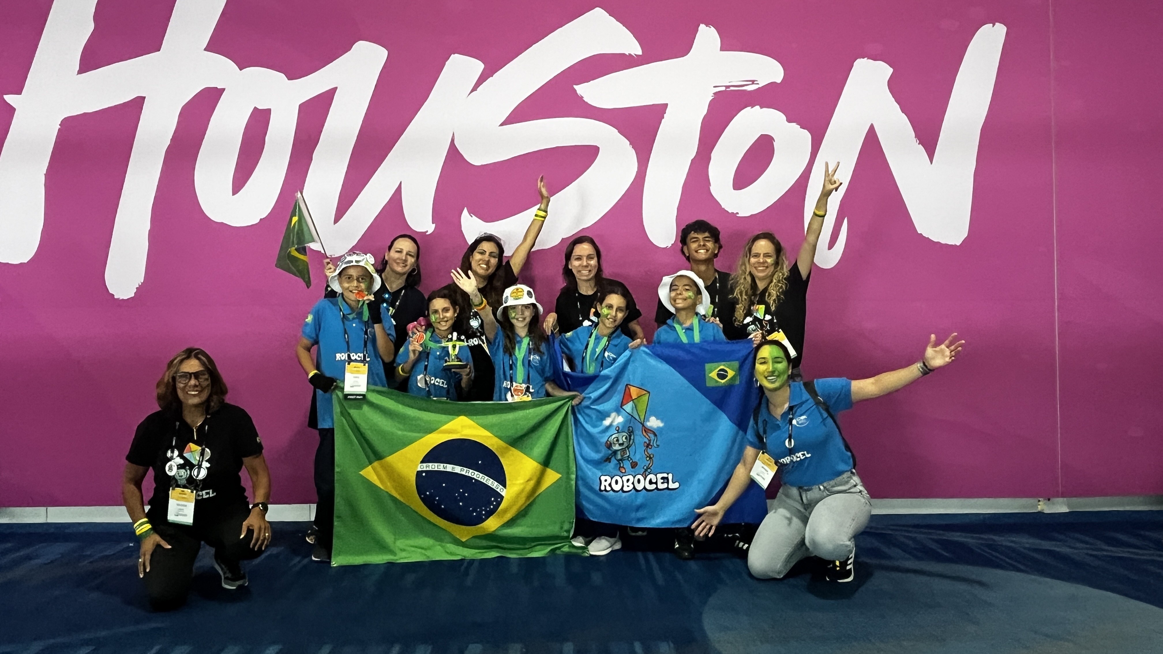 Equipe de colégio do Rio é campeã
em mundial de robótica estudantil