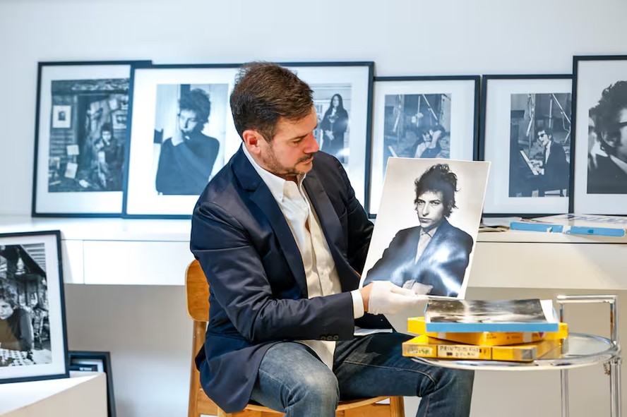 Fotografias de Bob Dylan tiradas há 60 anos e avaliadas em US$ 900