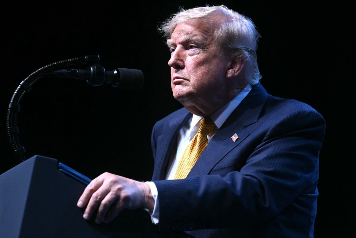 Menos de 24 horas após suspensão, governo Trump autoriza retomada de abordagens de trânsito do ICE