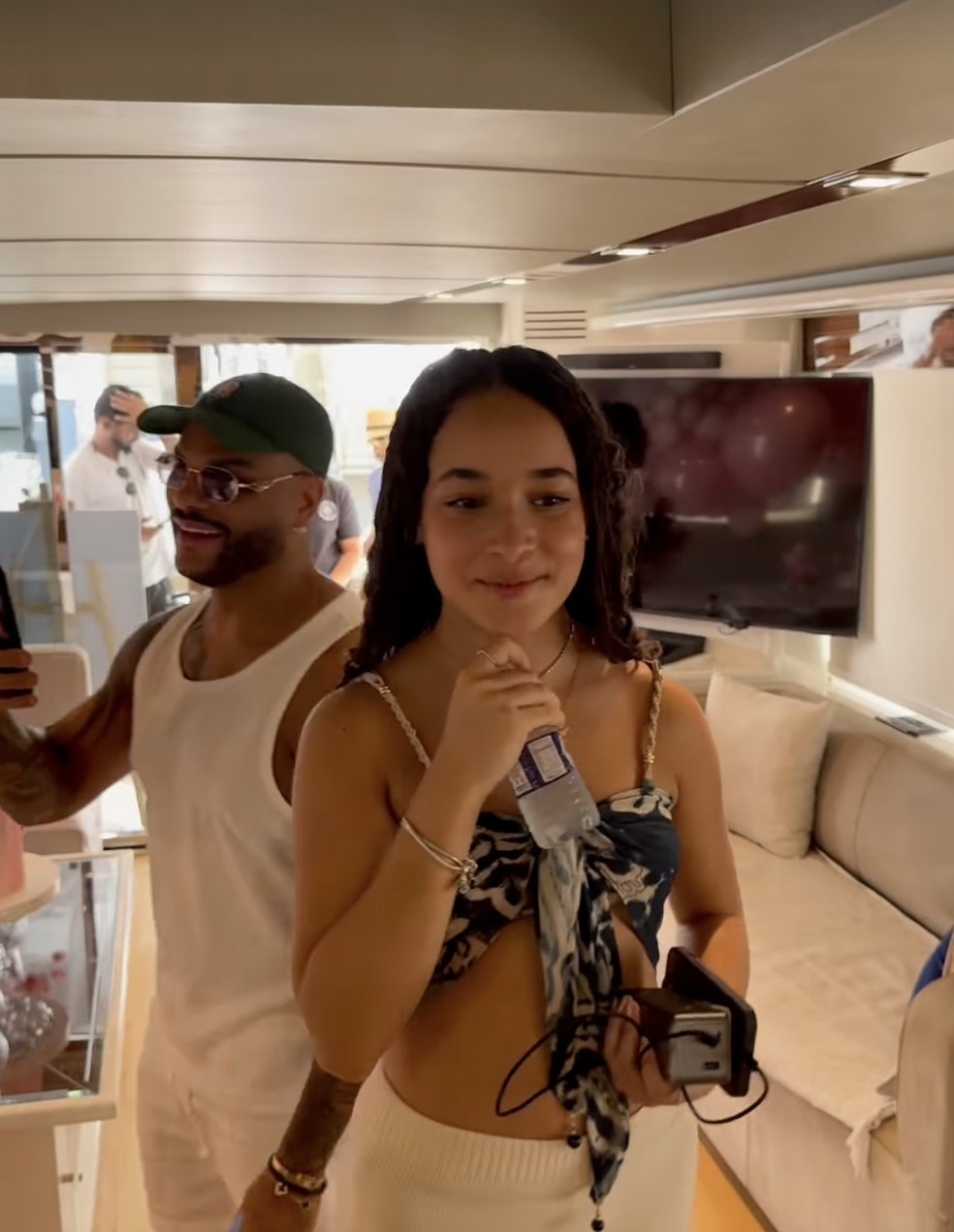 Giullia Costa, filha de Scheila Caravlho — Foto: Reprodução/Instagram