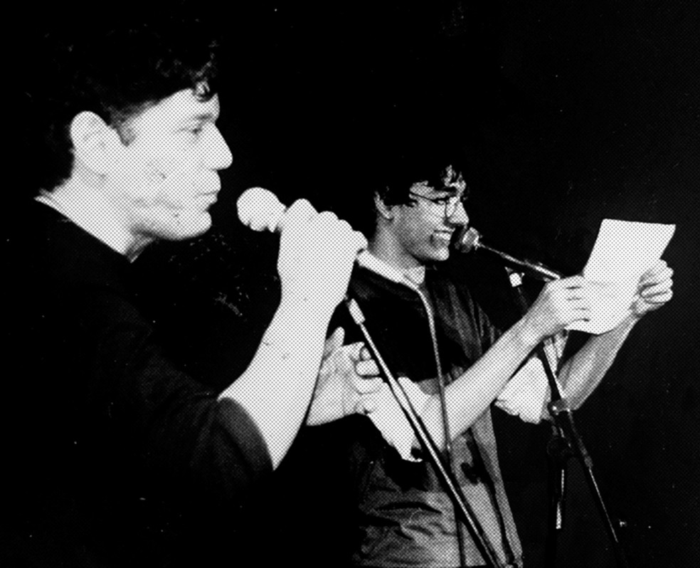 Guilherme Zarvos e Vitor Paiva durante apresentação no CEP 20.000 — Foto: Daniel Zarvos