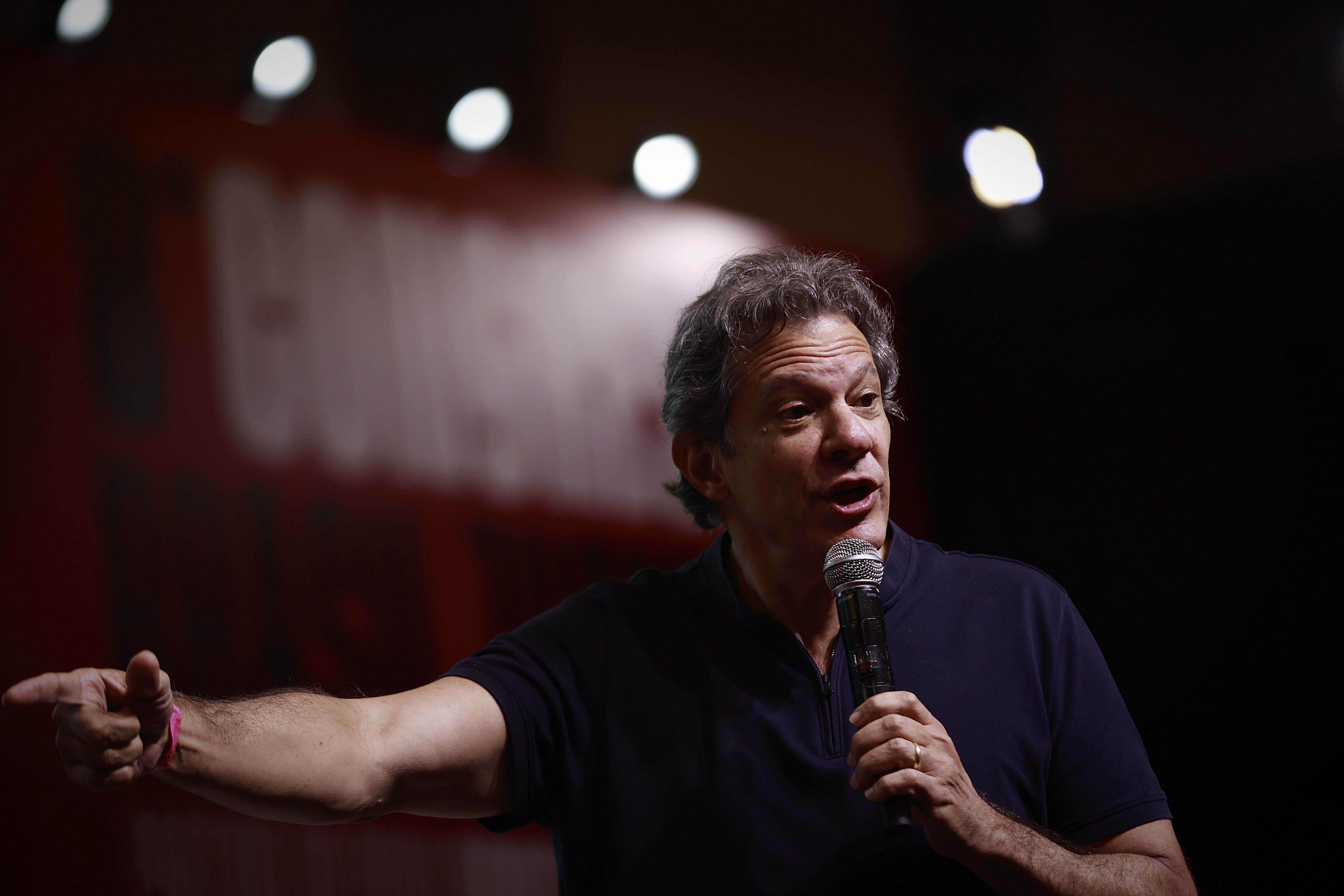 Haddad apresenta plano para segurança com BO por WhatsApp e ‘mapa do crime’ por IA