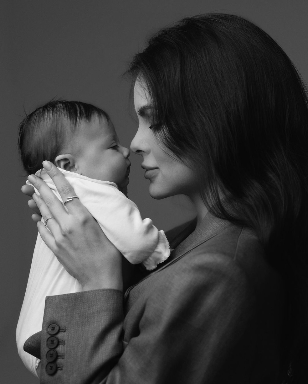 Filha de Amanda Kimberly com Neymar completou 2 meses — Foto: Divulgação @eugustavolimaph