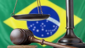 Maiores salários do Brasil: Carreiras ligadas à Justiça dominam Top 3 da Receita