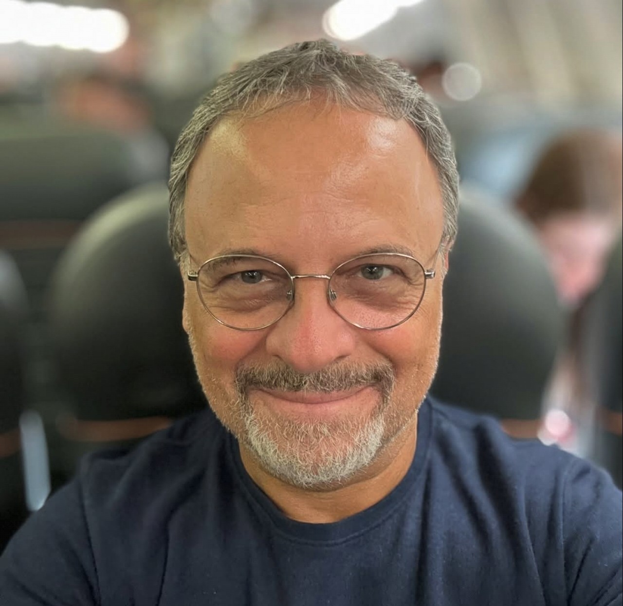 Marcos Breda fará série do Disney+ sobre jogo do bicho com Gloria Pires e Carolina Dieckmmann. Saiba o papel