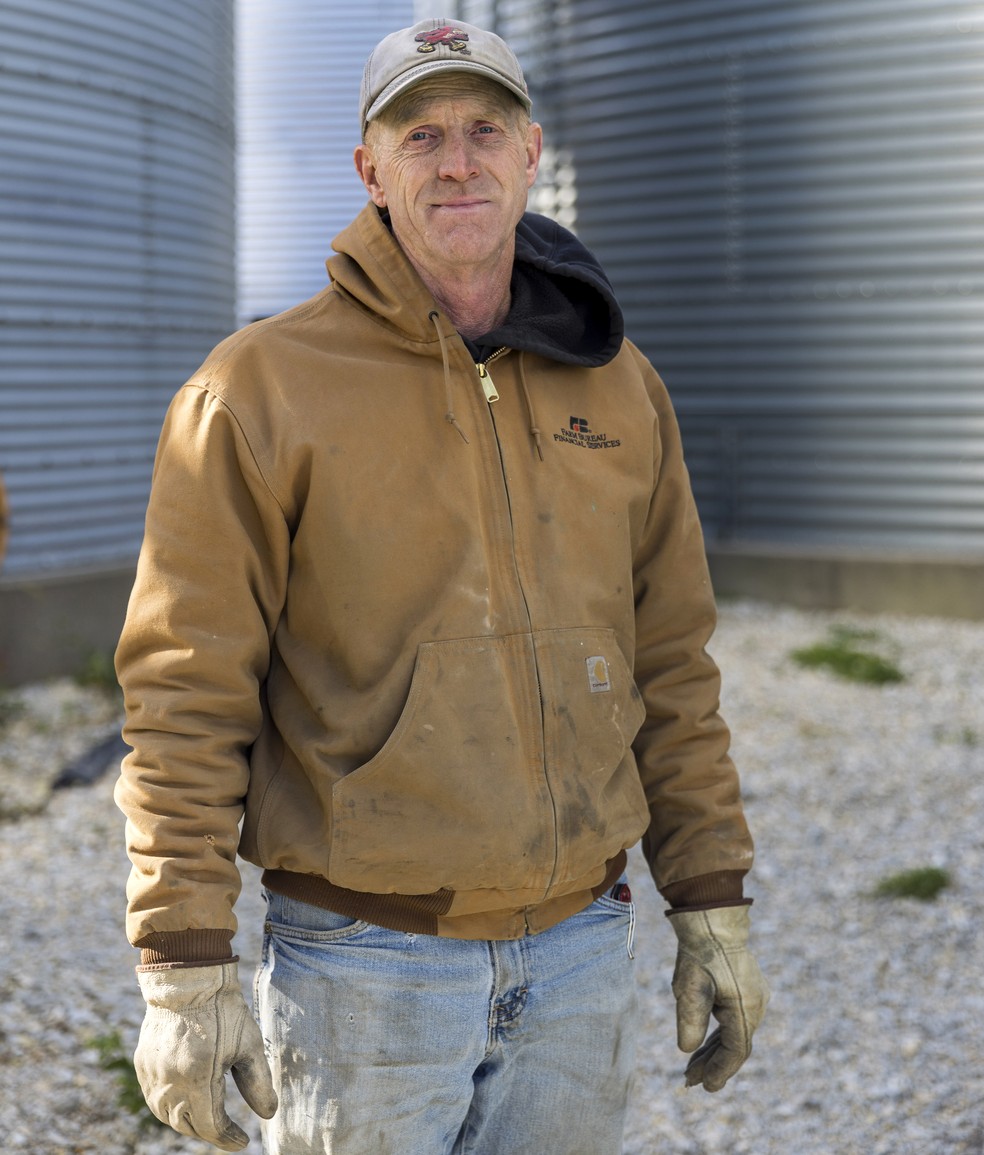 Matt Wyatt, que votou em Trump e vive em Hudson, Iowa — Foto: Kathryn Gamble/NYT
