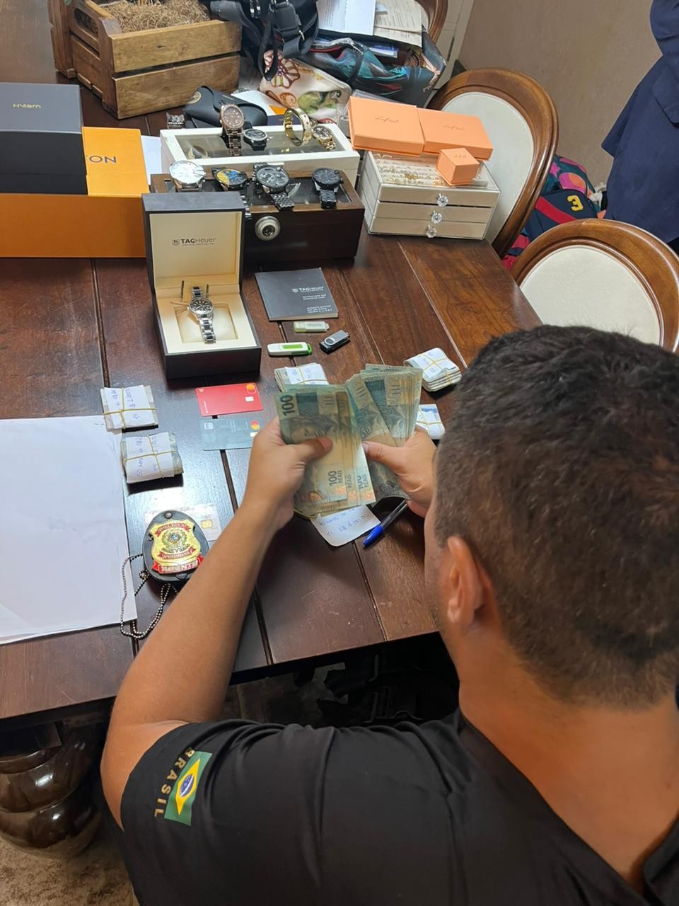 Imagem inserida automaticamente