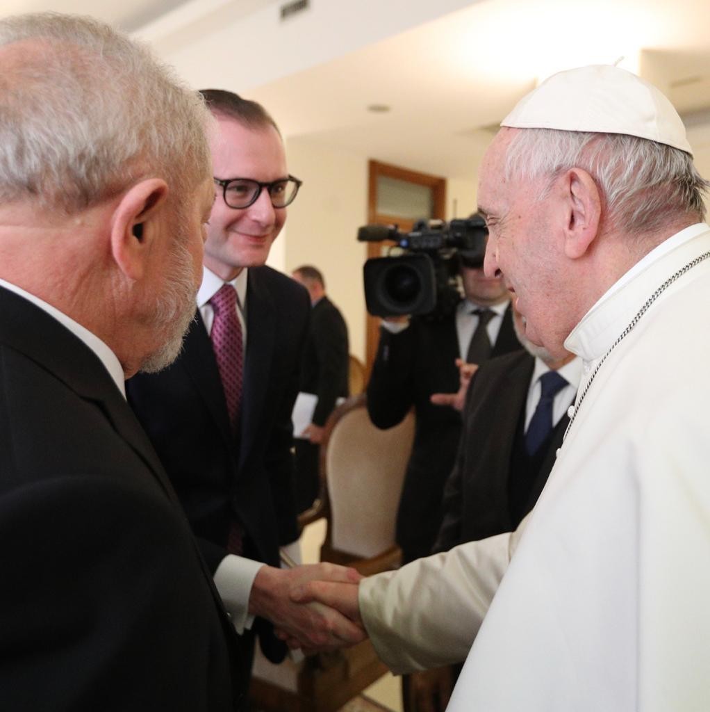Zanin acompanhou Lula em viagem ao Vaticano para encontrar o para Francisco — Foto: Foto: Ricardo Stuckert/Divulgação