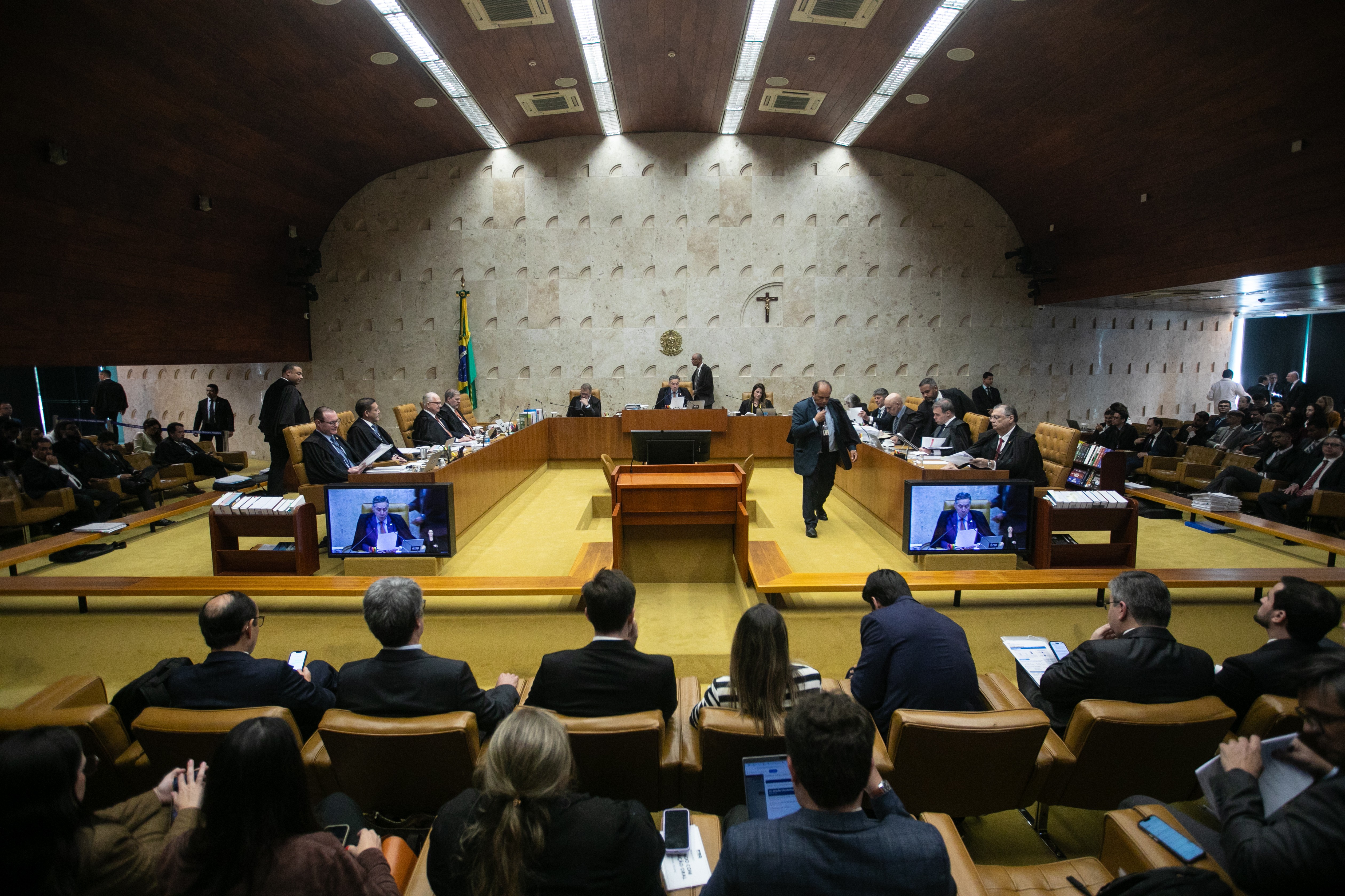 Pesquisa Quaest desconfiana no STF cresce dez pontos em m | Variedades | QTU Notícias
