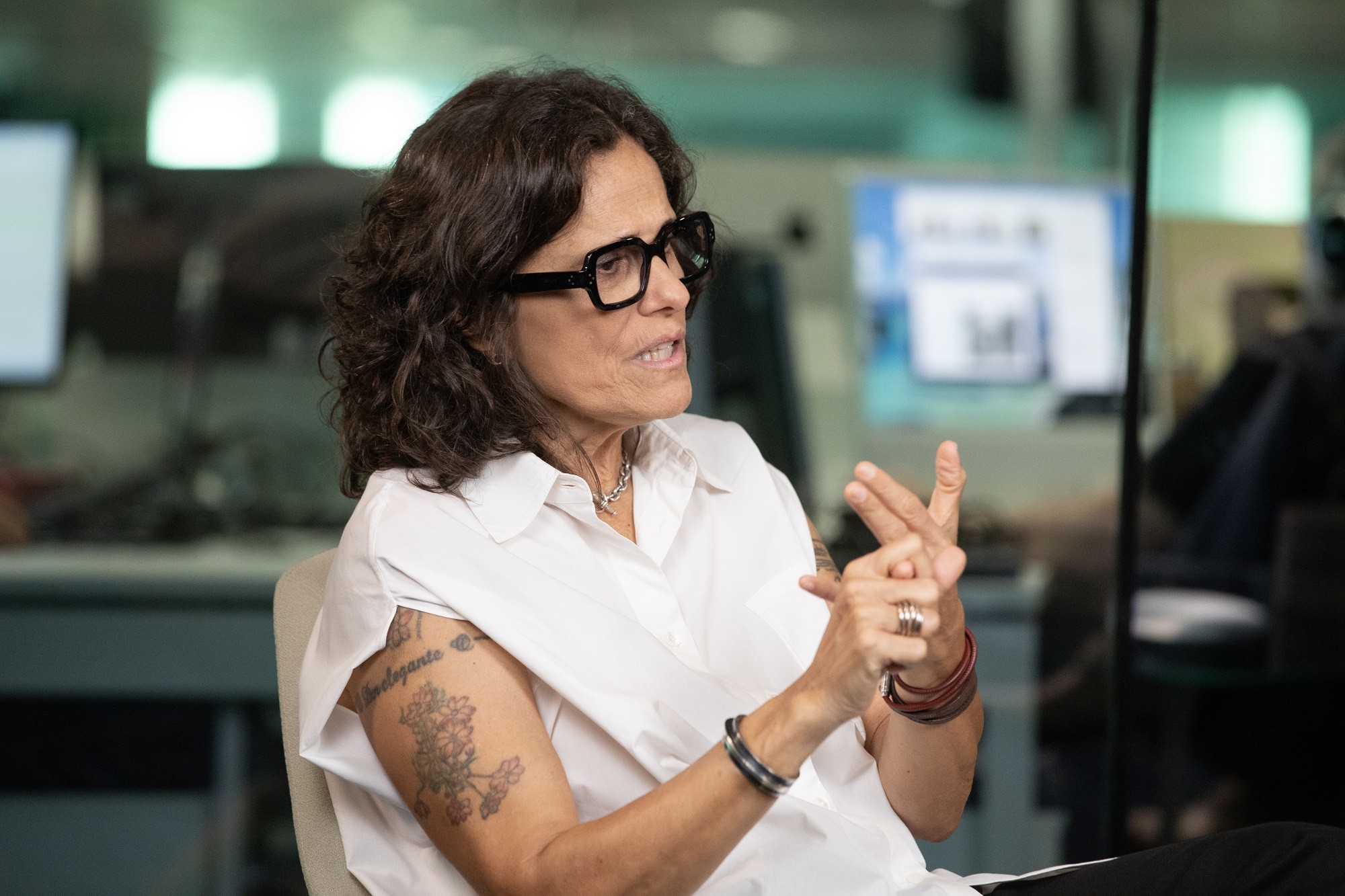 Zélia Duncan fala da relação com Jô Soares e revela que não consegue apagar o contato dele do celular: 