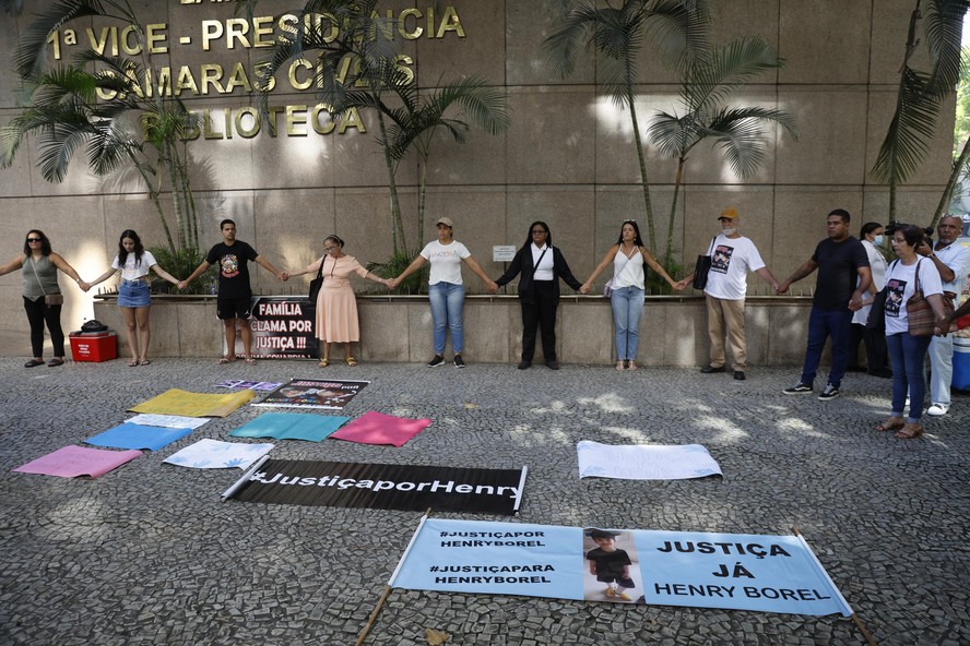 Caso Henry Borel: defesa diz que Monique Medeiros está 'super abalada ...