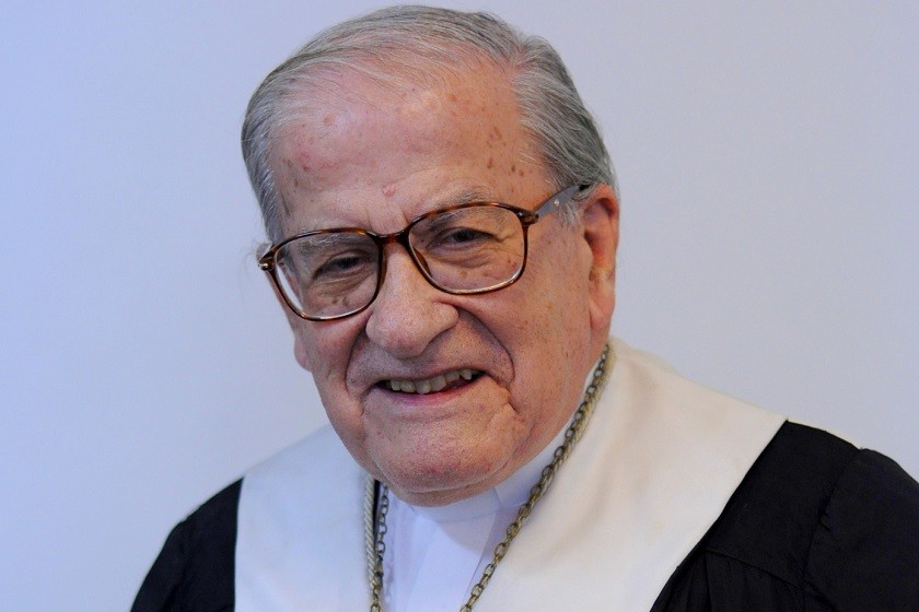 Aos 98 anos , morre padre Jesús Sánchez Hortal , ex - reitor da PUC - Rio