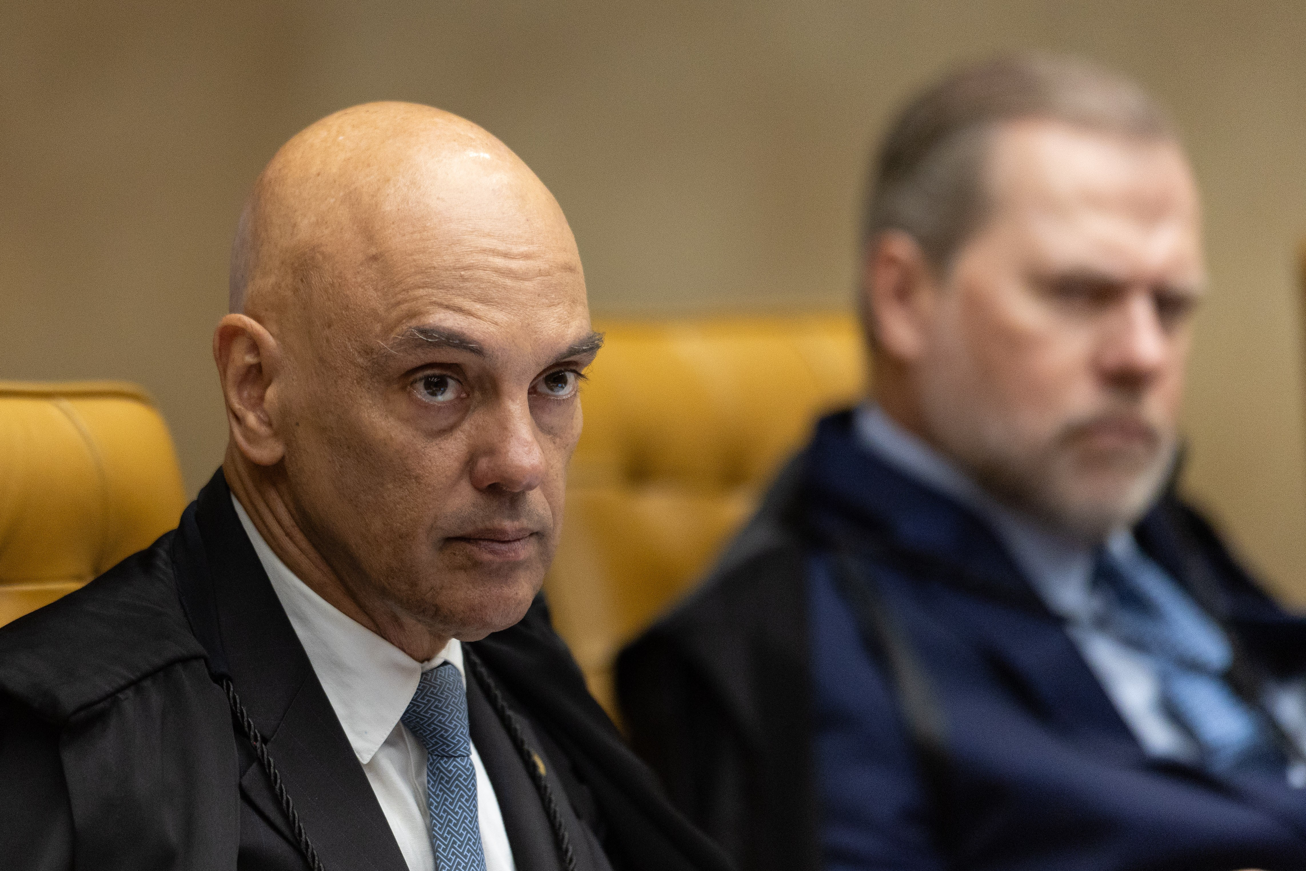 Moraes suspende aplicação da lei da dosimetria até julgamento do STF