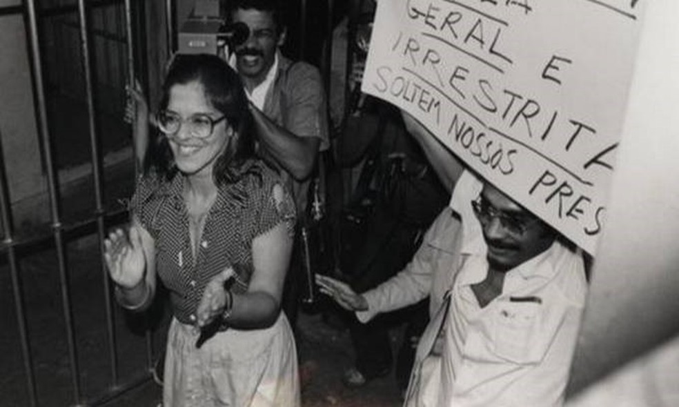 Inês Etienne Romeu sendo libertada em 29 de agosto de 1979 — Foto: Arquivo do Estado de São Paulo
