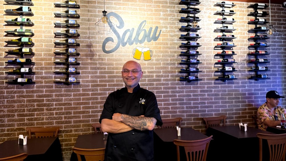 Deco Pascoal, dono do bar Sabu, em Ipanema — Foto: Arquivo pessoal