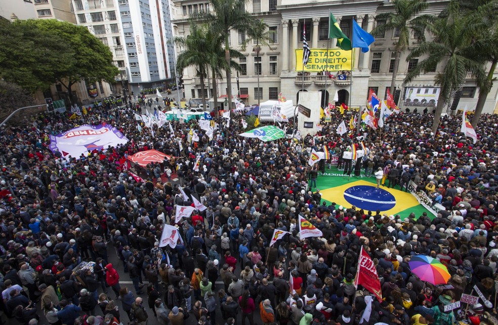 Ato em defesa da democracia Largo São Francisco, em São Paulo, em agosto de 2022, reuniu 7 mil pessoas — Foto: Edilson Dantas / Agência O Globo