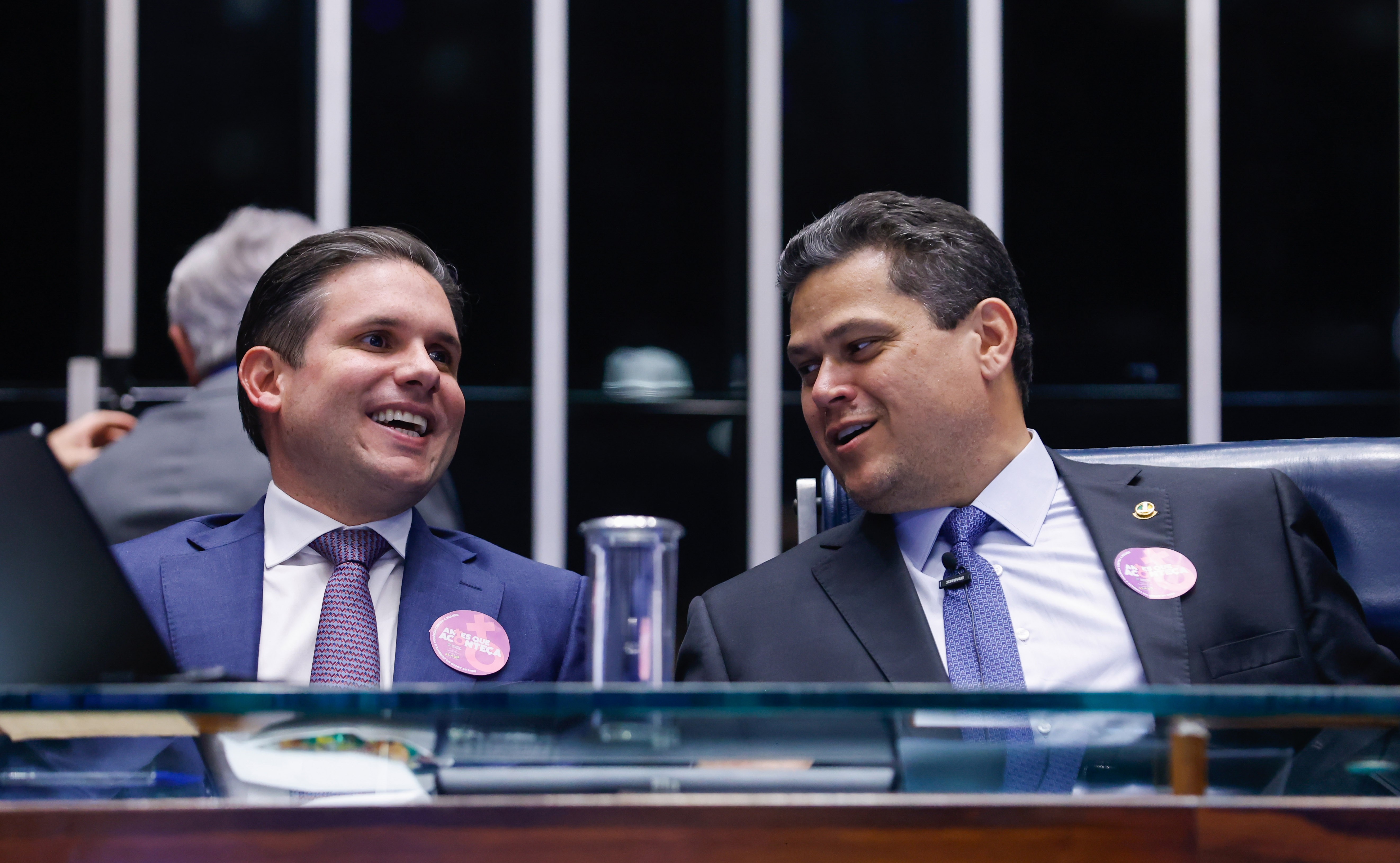 Alcolumbre convoca sess&atilde;o do Congresso para votar veto de Lula a projeto que reduz penas do 8/1 e beneficia Bolsonaro