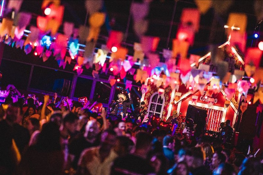 Amor na Roça: festa junina do bloco Fica Comigo aporta no Vivo Rio