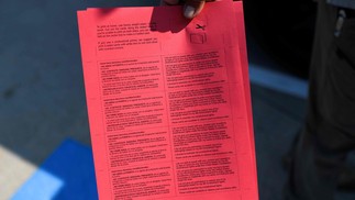 Arrests of illegal immigrants, even of people with visas or citizenship, have increased in recent months - Photograph: Marc Felix/AFP