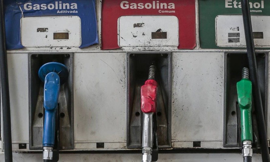 Gasolina e diesel vão subir com alta no ICMS