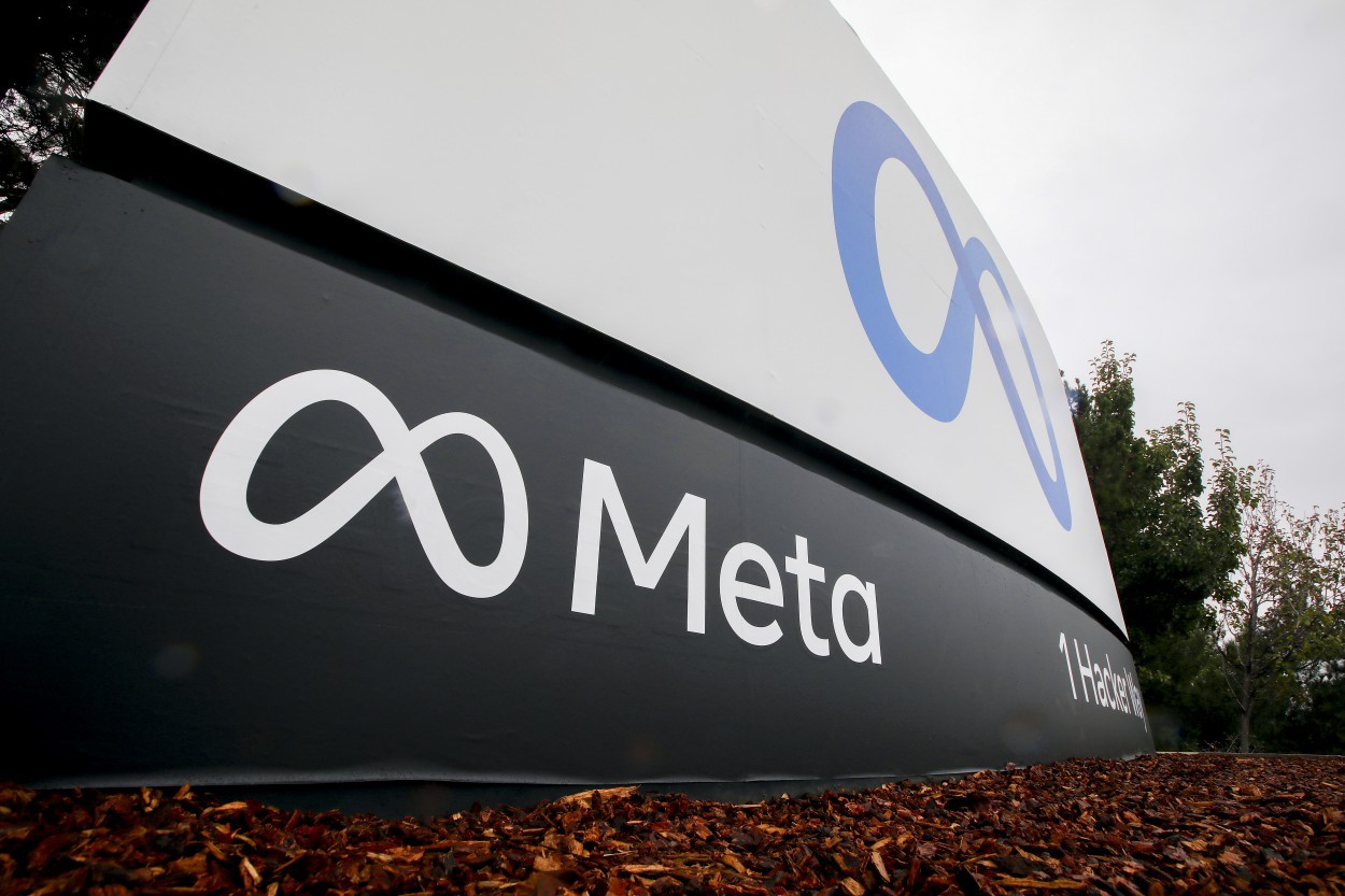 Meta inicia demissões globais e corta 8 mil empregos enquanto amplia ...