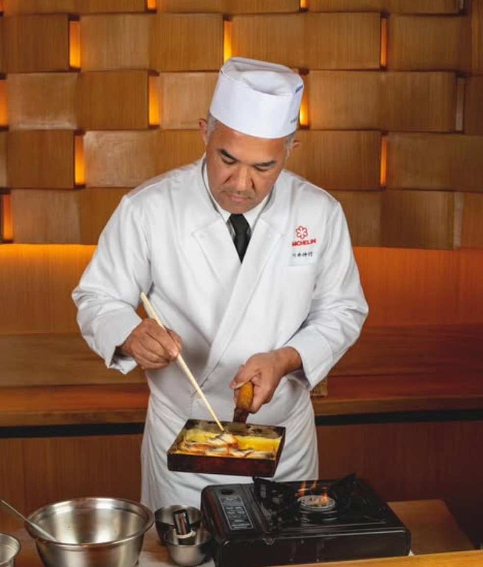O tamagoyaki é uma das preparações mais emblemáticas da culinária japonesa — Foto: Divulgação / San Omakase