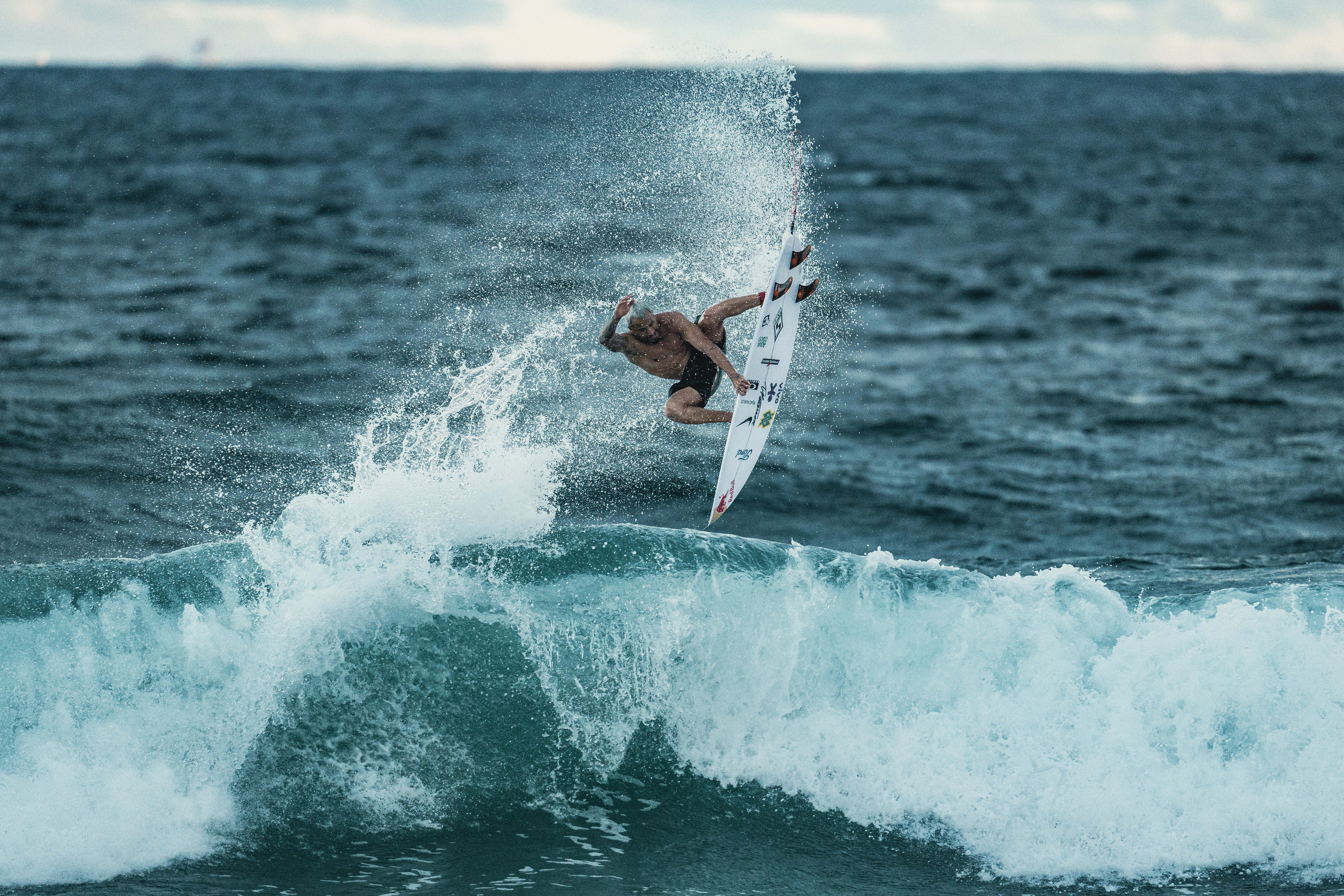 Mudança de treinador e Pipeline no horizonte: a receita de Italo para voltar ao topo do surfe - QTU Questões do Universo