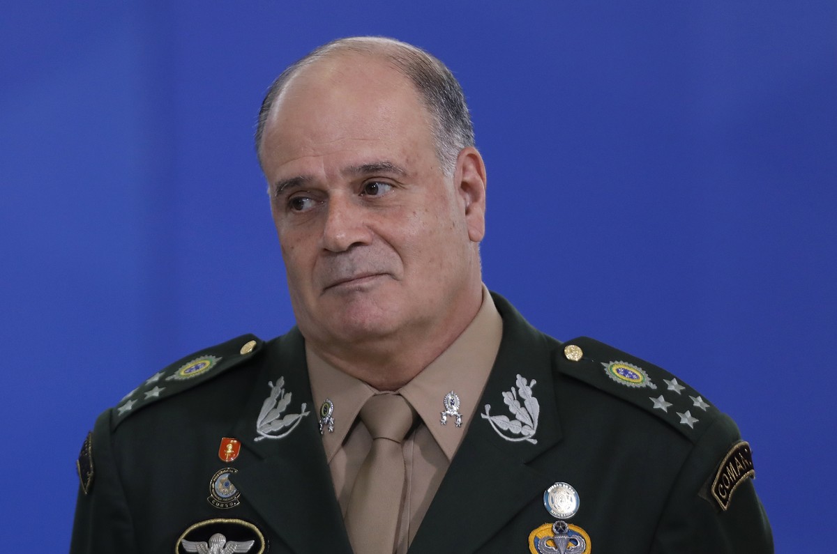 Comandante do Exército diz a Pacheco que força tem se mantido 'imparcial diante do delicado momento' do país
