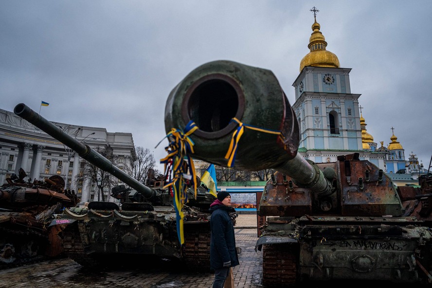 PET-REL - Guerra na Ucrânia: A Rússia é uma potência em declínio?