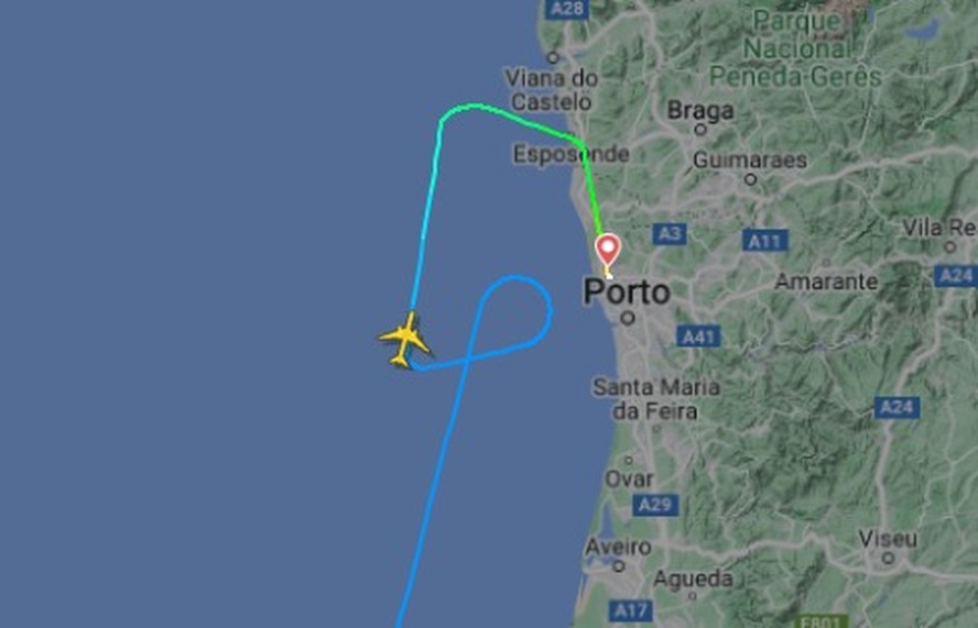 Avio faz pouso de emergncia em Portugal